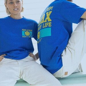 BIG RELAX SS TEE NWOT FREE AND EASY
